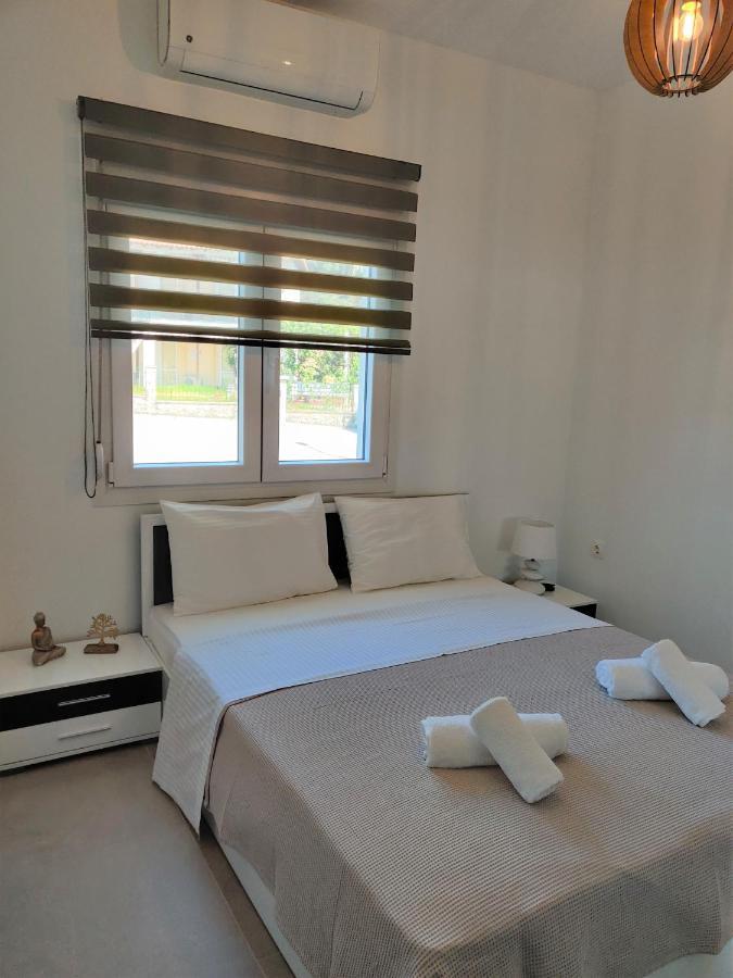 Mare Monte Luxury Apartments 3 Nea Skioni Extérieur photo